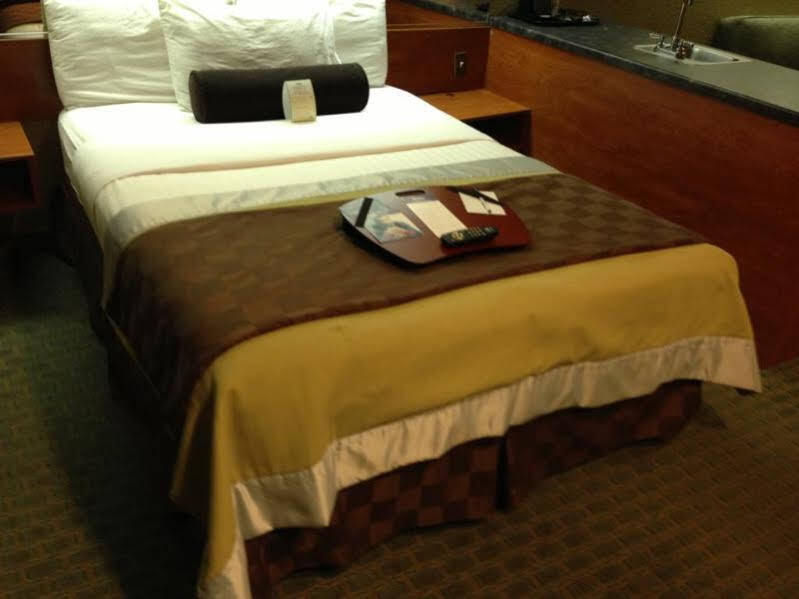 Hotel Super 8 By Wyndham San Antonio Downtown Ne Zewnętrze zdjęcie